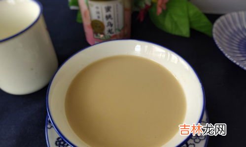 乌龙茶能做奶茶吗,乌龙茶草莓奶茶健康吗