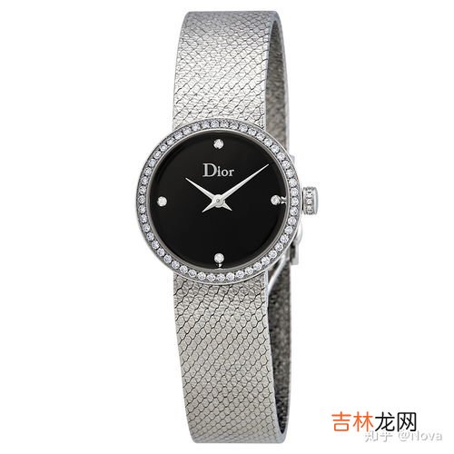 男表 黑色表盘和蓝色表盘男生戴哪个好看,年轻上班族,佩戴的手表表盘蓝色与黑色怎么选择?有讲究吗?