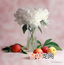 螃蟹和桃子能一起吃吗,吃完桃子能吃螃蟹吗