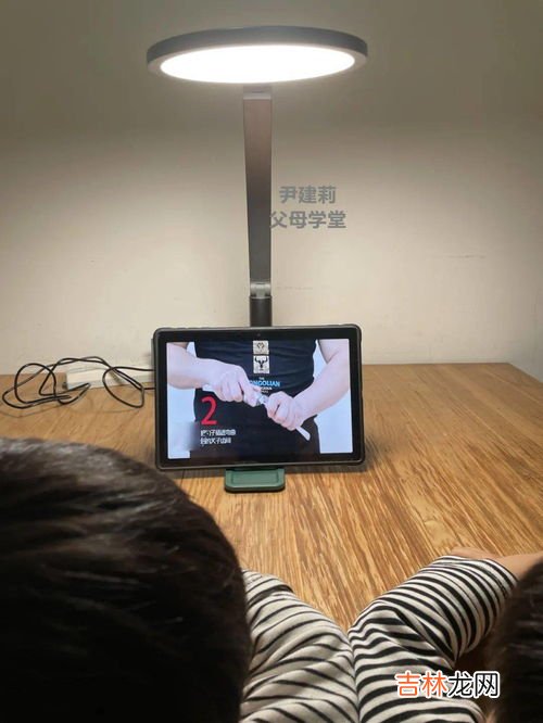 用台灯写作业伤眼睛吗,led台灯伤眼睛吗