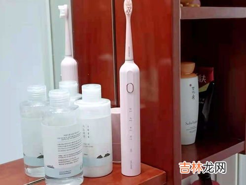 烟酰胺为什么不能和vc一起用,烟酰胺和vc可以一起用吗?烟酰胺不能和什么混用呢?