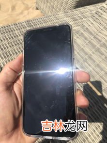 手机有划痕要换屏吗,苹果手机屏幕有划痕怎么办