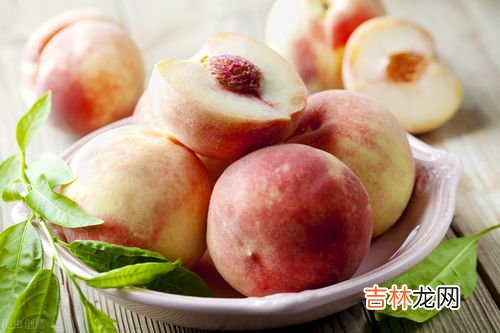 吃桃子的好处和坏处,吃桃子有什么好处和坏处