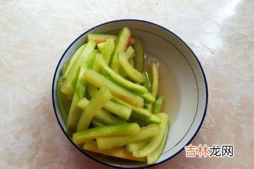 生津止渴消暑的水果,夏天吃什么水果可以解渴呢？好纠结