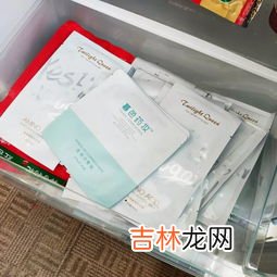 化妆品可以冰冻吗,化妆水可以放冰箱吗？化妆水放冰箱会冻坏吗？
