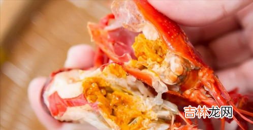虾头的黄是什么东西,小龙虾头部里的黄是什么?可以吃吗?