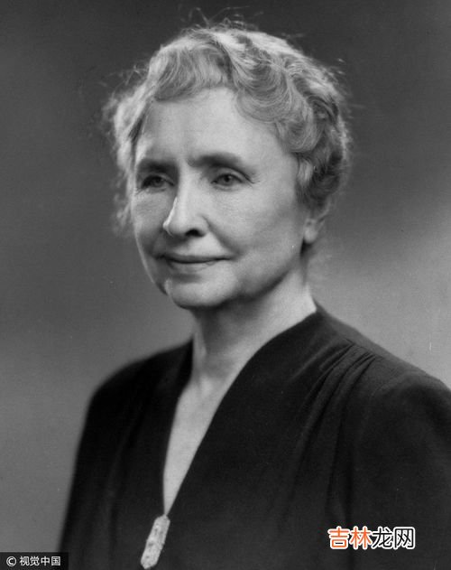 海伦凯勒被授予什么称号,海伦凯勒被称为嗯嗯教育坛上最伟大的成就吗