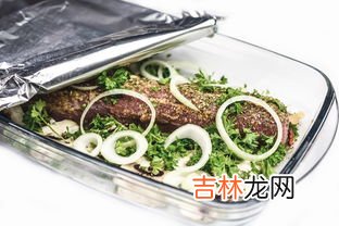 微波炉锡纸可以用吗,微波炉能用锡纸吗?