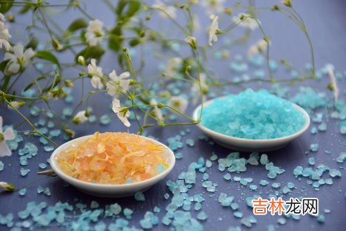 盐水泡脚的危害,你觉得盐水泡脚对身体都有哪些好处或坏处？