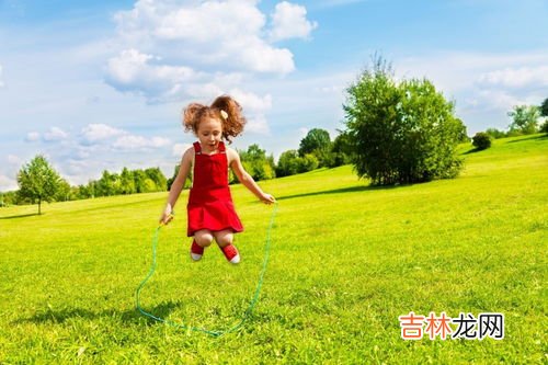 在室内跳绳可以不用穿鞋吗,跳绳时不让我穿鞋怎么办?