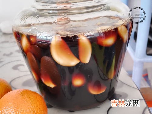 醋有白色漂浮物能吃吗,买回的5年陈醋里有白色漂浮物,能吃吗?