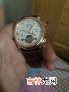 石英表的日历怎么调和时间保持一致,石英表怎么调时间和日历？