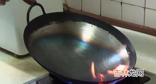 氮化铁锅是涂层锅吗,您好，氮化处理的铁锅有毒么？可以家用么？