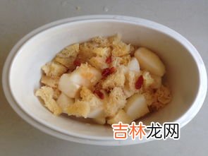 冰糖银耳炖雪梨的禁忌,冰糖雪梨银耳汤的禁忌及作用有哪些