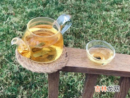 茶叶沉入水底的原因,茶叶为什么可以沉在水底 而树叶却是漂浮水面