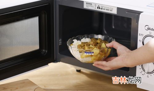 火腿肠可以放微波炉加热吗,香肠可以放微波炉烤吗?