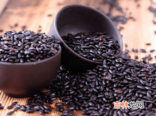黑糯米和黑米的区别,黑糯米和黑米的区别是什么？