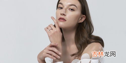 现在年轻人流行戴什么手表,有哪些适合年轻人的时尚手表?