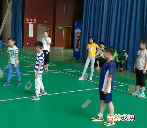 打羽毛球能长高吗,打羽毛球可以长高吗