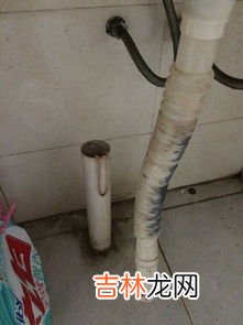 下水道取物妙招,楼房下水管道不小心掉进了塑料瓶口朝下卡住了怎样可取出来