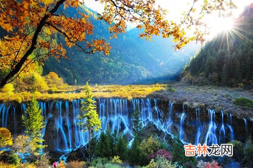 九寨沟占地面积约多少,世界自然遗产名录的四川九寨沟面积约是720什么单位,是平方米还是公顷还是平方千米