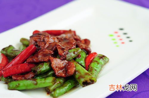 牛柳和牛里脊的区别,牛肉的小牛柳和牛柳有什么区别？牛肉的肉筋又是什么东西，是牛蹄筋吗？