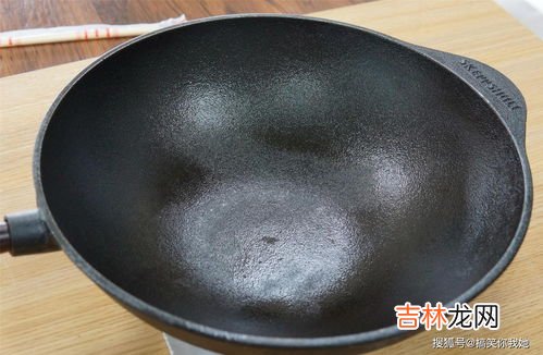 铁锅开锅变黄了能恢复吗,铁锅开锅失败锅内变黄怎么解决