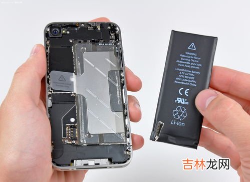 朵唯a6手机换电池方法,手机电池如何取出来?