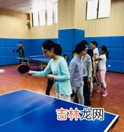 乒乓球握拍姿势,乒乓球的握拍有几种方法？