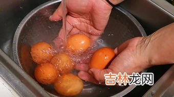 鸡蛋冷水下锅煮几分钟,冷水煮鸡蛋要煮几分钟