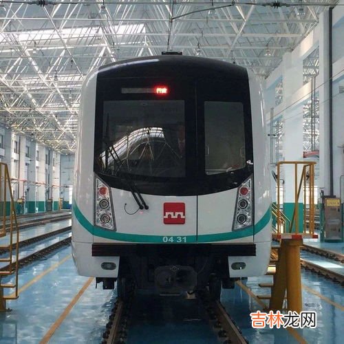 地铁一条线有几辆车不会撞吗,地铁里的两辆车会不会撞上?