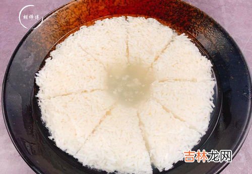 小苏打和盐水放在一起有什么作用,生理盐水加小苏打洗鼻子有什么作用