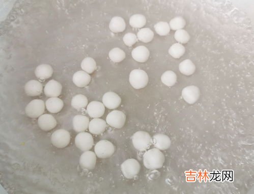 藕粉如果直接倒热水怎么办,藕粉用开水还是温水 藕粉冲成水了怎么处理