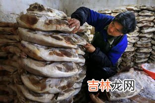 腌肉晒之前要不要清洗,腌好的肉晒前要用热水洗一下吗?