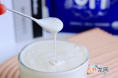 喝热豆浆解酒吗,喝酒同时喝豆浆解酒吗