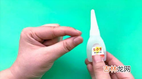 剪刀被502胶水粘住了打不开怎么办,剪刀被502胶水粘住怎么办 剪刀被胶水粘住了用什么方法