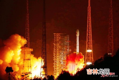 地球同步轨道发射的理想地点是哪里,地球同步轨道发射的理想地点是哪