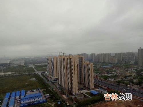 雨花区属于长沙县吗,长沙在行政上都包括哪几个区县