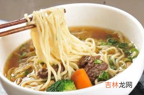 清水煮面条吃了会胖吗,吃面条会发胖吗?