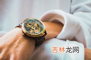 现在买机械表还是智能表好,智能手表好还是机械手表好?男生该如何选择?