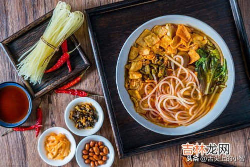 螺蛳粉为什么闻起来是臭的,螺蛳粉为什么臭臭的