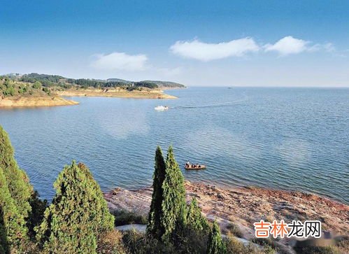 丹江口水库湖北河南各占多少,亚洲最大的人工湖:横跨湖北、河南2省,有“小太平洋”之称