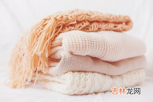 毛衣洗了缩水变小怎么补救,毛衣一洗缩水了怎么办呀