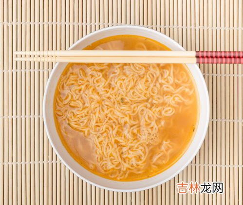 方便面的危害,方便面的危害 方便面吃了会怎样？