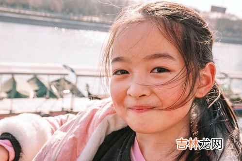 姐姐的女儿称为什么,亲姐姐生的女儿我应该叫她什么