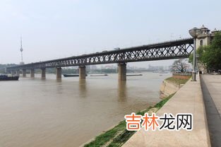 武汉长江大桥长多少米,武汉长江大桥有多长