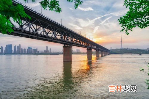 武汉长江大桥长多少米,武汉长江大桥有多长