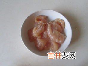 鸡肉和红萝卜能一起吃吗,鸡和胡萝卜能一起吃吗