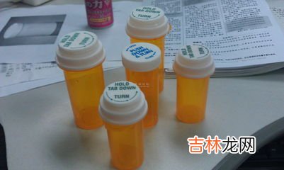 窄口瓶子怎么清洗,清洗酒瓶小窍门 如何清洗瓶子
