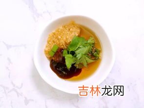 火锅酱料怎么配,如今火锅是十分火爆的吃法，火锅的酱料应该怎么去调配相对好吃？